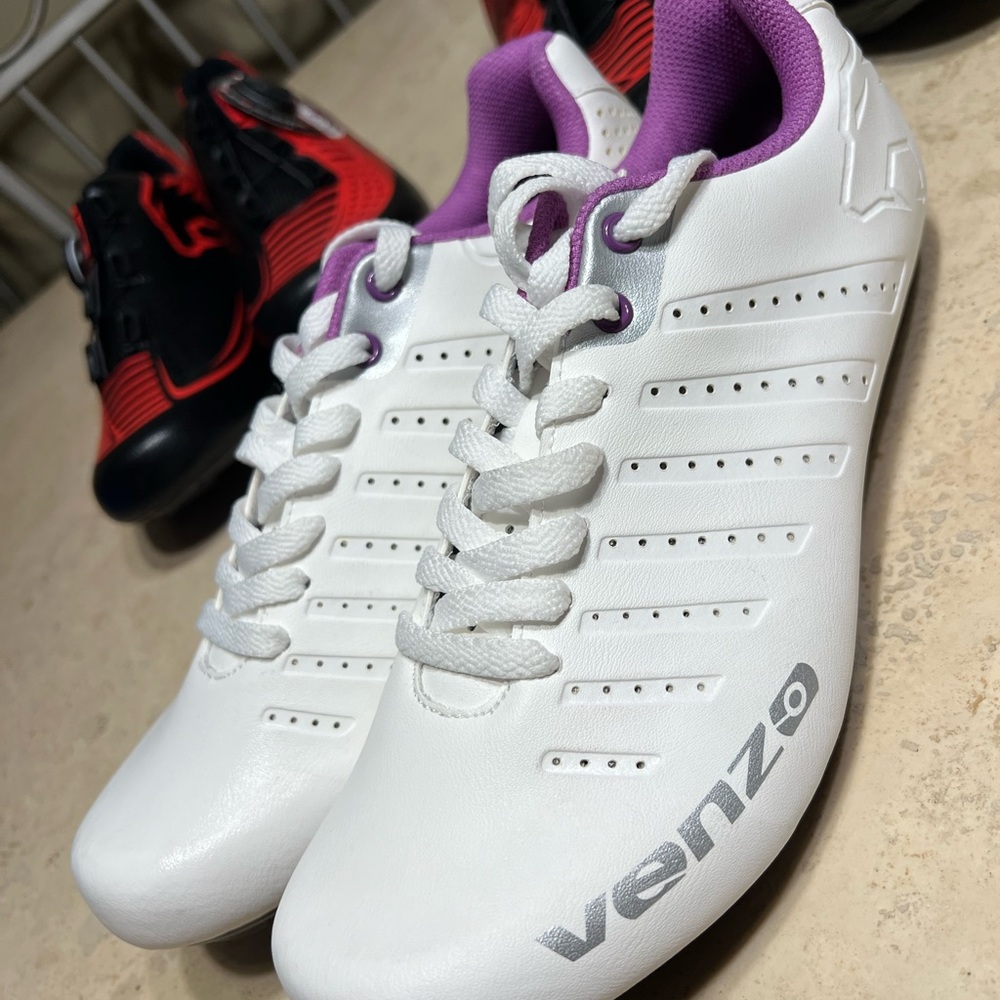 New Women’s cycling or spinning shoes 🚵‍♀️